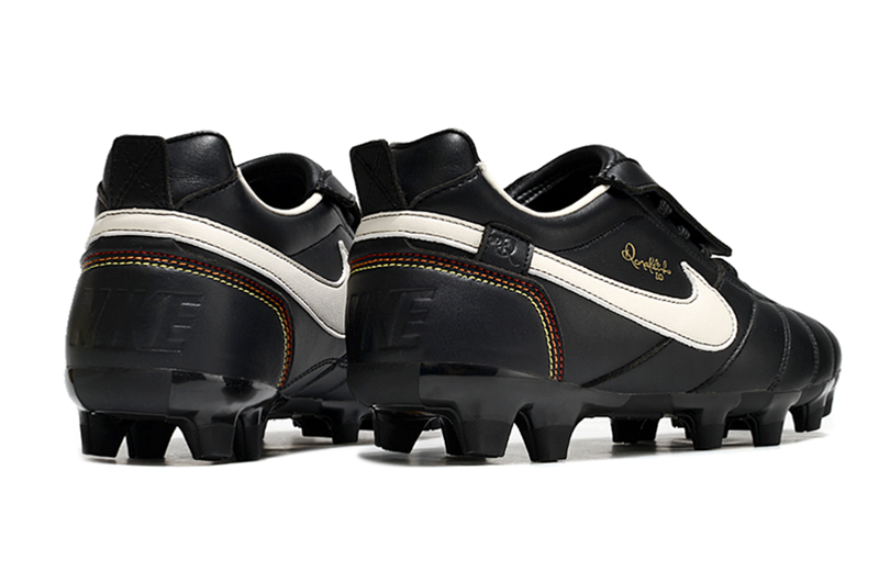 NIKE TIEMPO LEGEND R10 (FG)