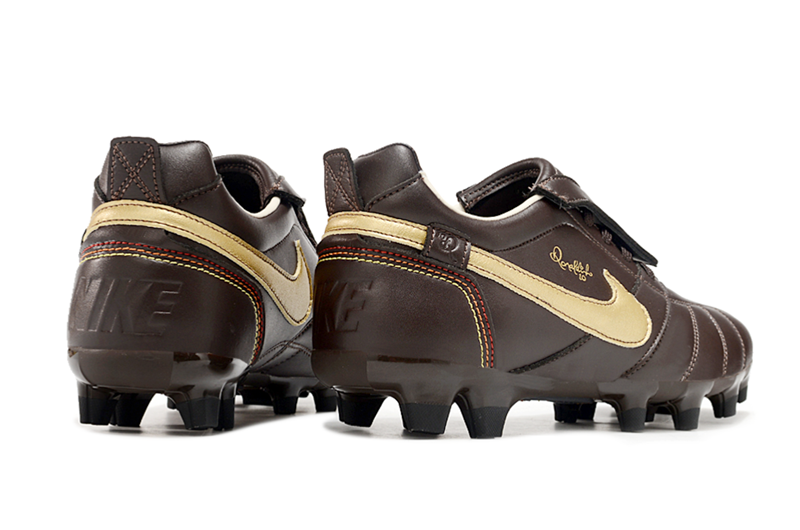 NIKE TIEMPO LEGEND R10 (FG)