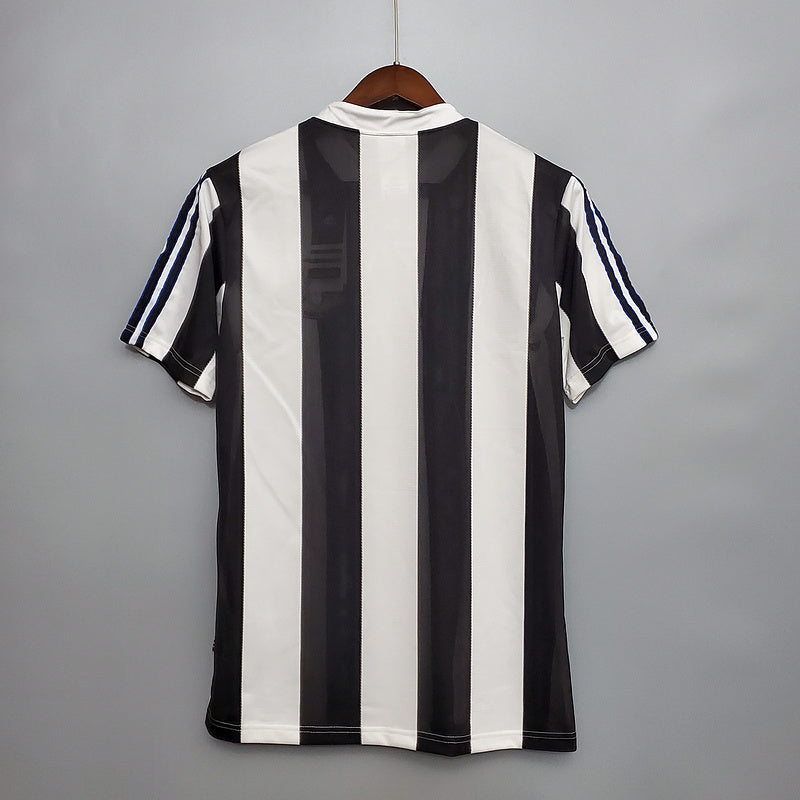 Camisa Newcastle Retrô 1995/1997 Preta e Branca - Adidas